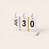 Flip Calendar — Black